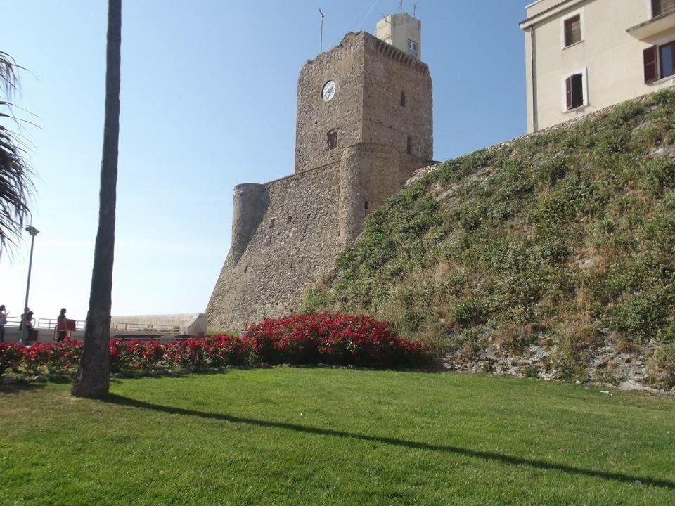 Le Stanze Di Botticelli Panzió Termoli Kültér fotó